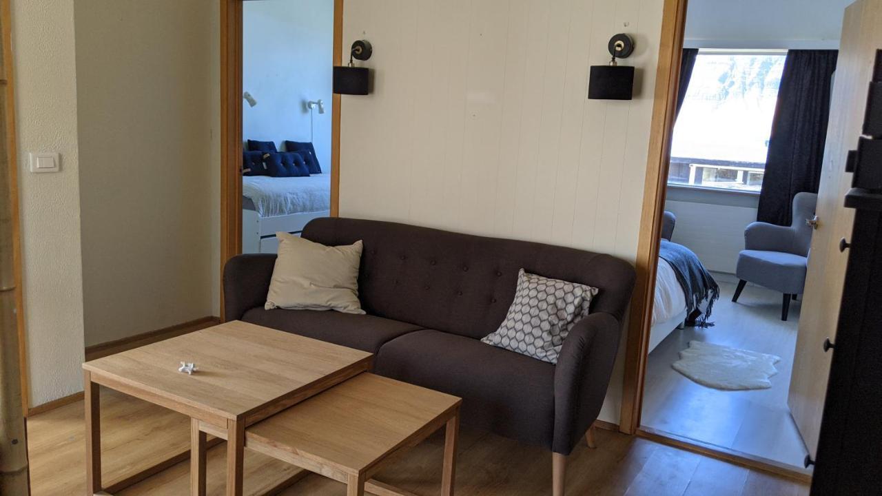 Flateyri Guesthouse Exterior photo